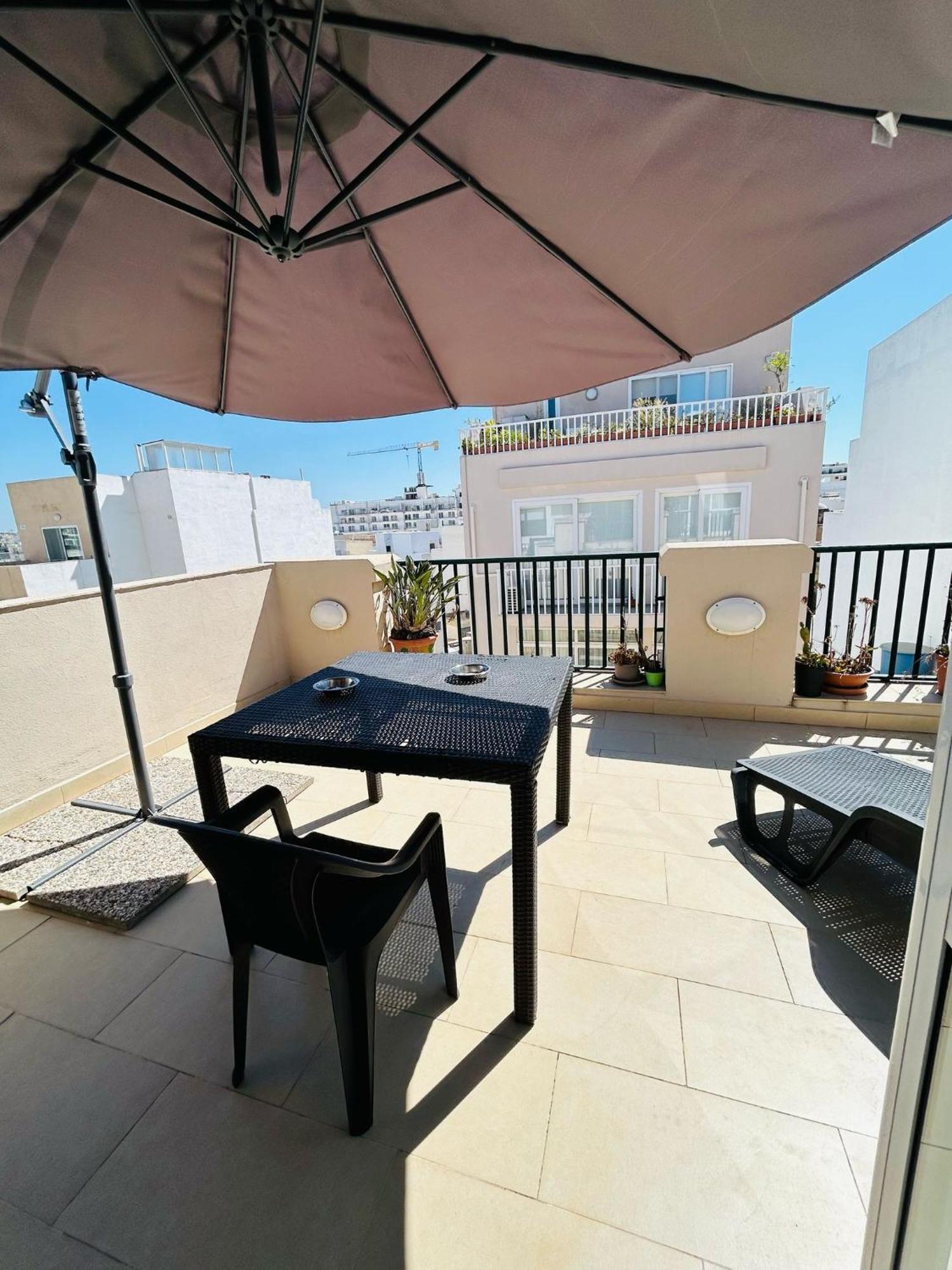 Ferienwohnung Island Breeze San Ġiljan Exterior foto